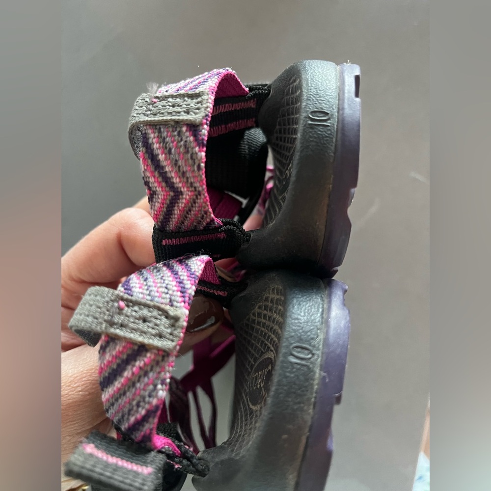 EUC Chaco Z1 Vibram sandals - Picture 3 of 7
